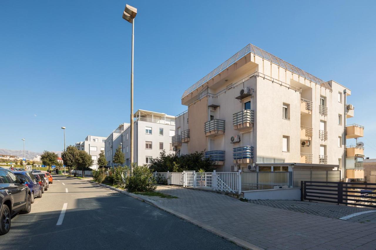 Modern Apt With Terrace 4 Min Walk To The Beach Split Exterior foto