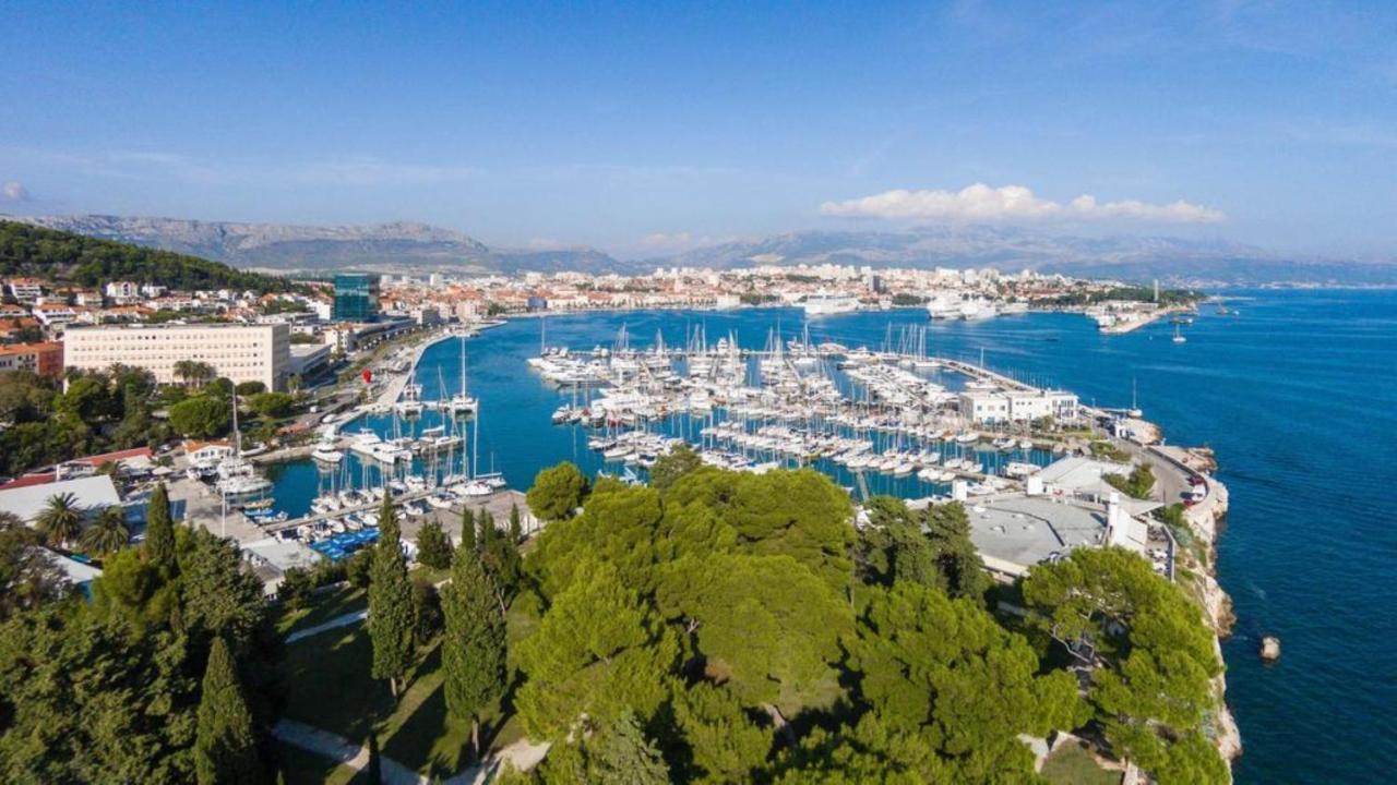 Modern Apt With Terrace 4 Min Walk To The Beach Split Exterior foto